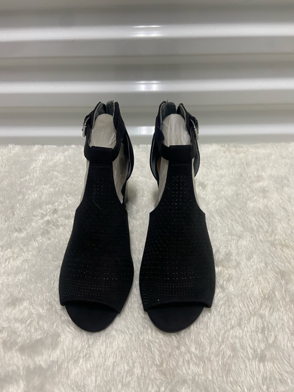 Unisa Black Open-Toe Ankle Strap Knit Sandals
